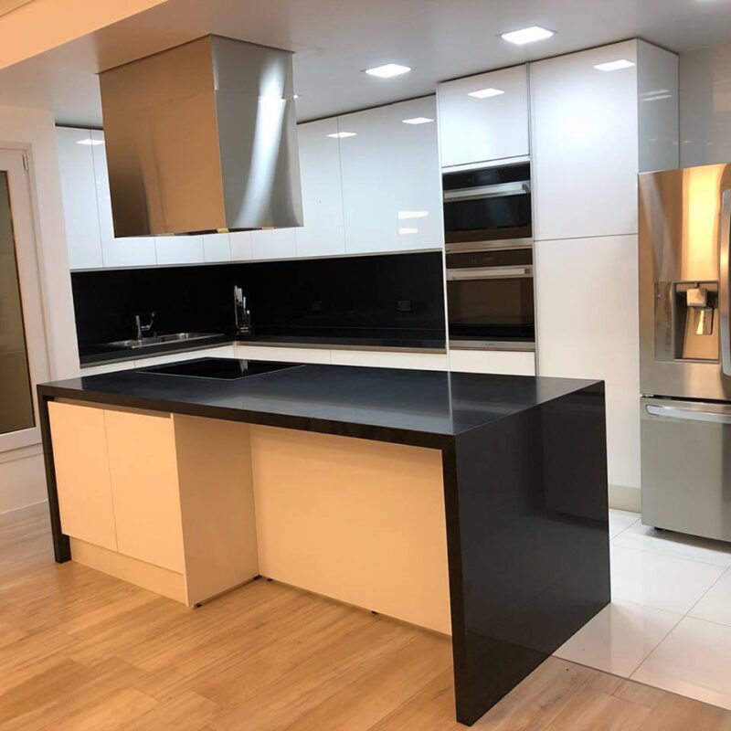 CUARZO SILESTONE NEGRO TEBAS - Imagen 2
